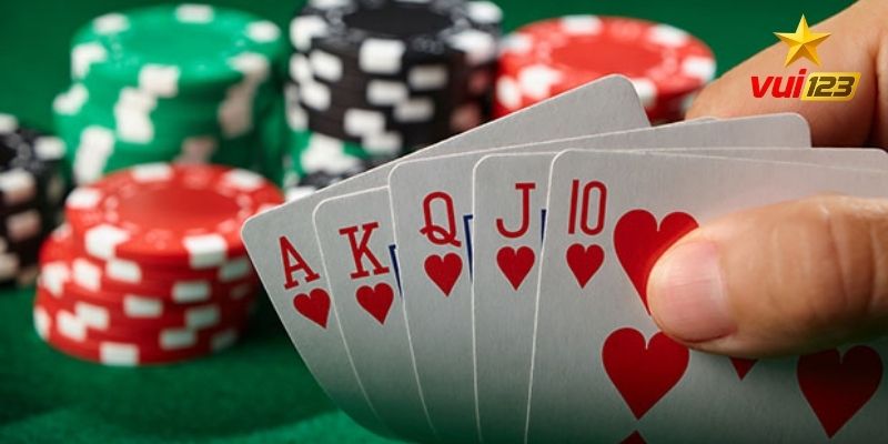 Bí quyết chơi phỏm Vui123 đỉnh như thần