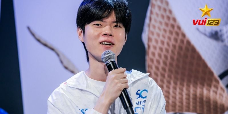 Những cột mốc quan trọng trong sự nghiệp Deft